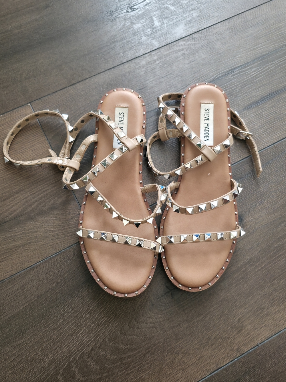 Steve Madden Womens Nude Studded Strap Spring Summer Sandals - Picture 2 of 5